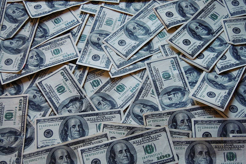 Illinois Politician Spends More on Wine Than Average Annual Household Income of State Residents